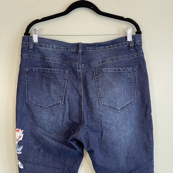 DG2 DIANE GILMAN Jeans 14 Rose Patch Denim Stretch Ankle Stretch Washed Blue - Picture 3 of 7